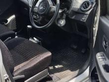 https://riyasewana.com/uploads/toyota-wigo-101438226674.jpg