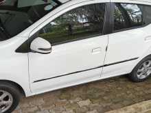 https://riyasewana.com/uploads/toyota-wigo-g-2018-422565812653.jpg