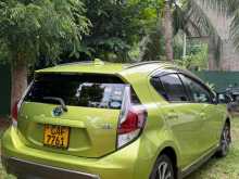 https://riyasewana.com/uploads/toyota-x-urban-2015-187343512102.jpg