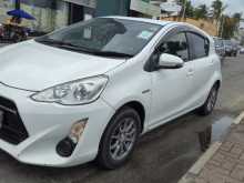 https://riyasewana.com/uploads/toyota-x-urban-2015-3120420112244.jpg