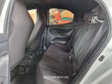 https://riyasewana.com/uploads/toyota-yaris--28184259245.jpg