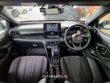 https://riyasewana.com/uploads/toyota-yaris--28184259984.jpg
