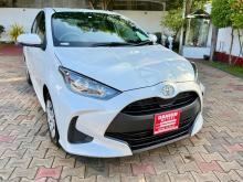 https://riyasewana.com/uploads/toyota-yaris-11013166615.jpg