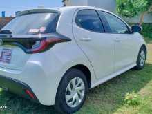 https://riyasewana.com/uploads/toyota-yaris-111817184263.jpg