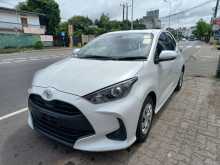 https://riyasewana.com/uploads/toyota-yaris-11314304453.jpg