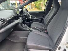 https://riyasewana.com/uploads/toyota-yaris-11315186695.jpg