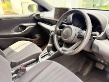 https://riyasewana.com/uploads/toyota-yaris-115011117745.jpg