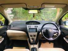 https://riyasewana.com/uploads/toyota-yaris-12182829585.jpg