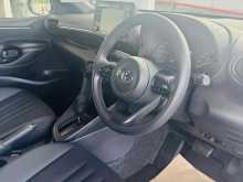 https://riyasewana.com/uploads/toyota-yaris-129450622133.jpg
