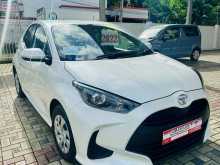 https://riyasewana.com/uploads/toyota-yaris-129450622522.jpg