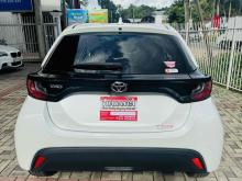 https://riyasewana.com/uploads/toyota-yaris-129470024622.jpg