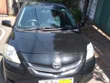 Toyota Yaris 2008 Car