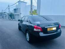 https://riyasewana.com/uploads/toyota-yaris-1300-2011-2318540512304.jpg