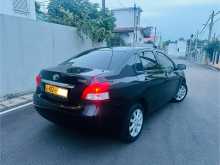 https://riyasewana.com/uploads/toyota-yaris-1300-2011-2318540512402.jpg