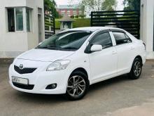 Toyota Yaris 2013 Car
