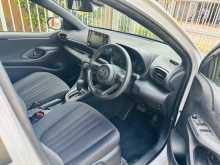 https://riyasewana.com/uploads/toyota-yaris-1391734694.jpg