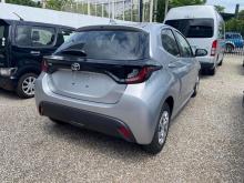 https://riyasewana.com/uploads/toyota-yaris-1414052317115.jpg