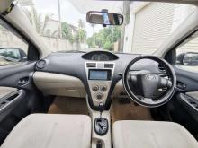 https://riyasewana.com/uploads/toyota-yaris-14727066925.jpg