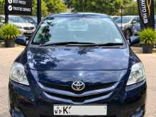 Toyota Yaris 2009 Car