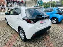 https://riyasewana.com/uploads/toyota-yaris-15181751824.jpg