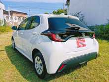 https://riyasewana.com/uploads/toyota-yaris-151930254252.jpg