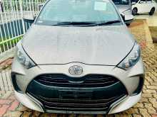 https://riyasewana.com/uploads/toyota-yaris-1584700413.jpg