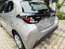 https://riyasewana.com/uploads/toyota-yaris-159535317586.jpg