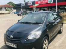 https://riyasewana.com/uploads/toyota-yaris-16181351112.jpg