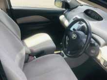 https://riyasewana.com/uploads/toyota-yaris-16181351845.jpg
