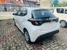 https://riyasewana.com/uploads/toyota-yaris-17152702553.jpg