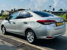 https://riyasewana.com/uploads/toyota-yaris-17846264472.jpg