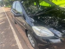 https://riyasewana.com/uploads/toyota-yaris-1910424117865.jpg
