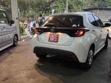 https://riyasewana.com/uploads/toyota-yaris-1922083322522.jpg
