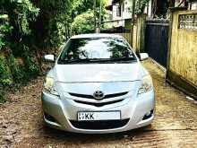 Toyota Yaris 2009 Car