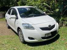Toyota Yaris 2011 Car