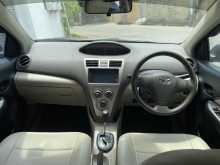 https://riyasewana.com/uploads/toyota-yaris-2011-1616414312014.jpg