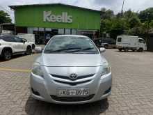 Toyota Yaris 2011 Car