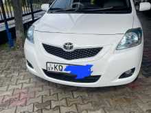Toyota Yaris 2011 Car