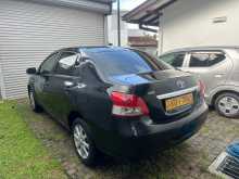 https://riyasewana.com/uploads/toyota-yaris-2011-38243012963.jpg