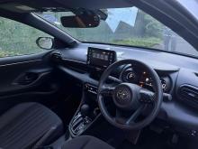 https://riyasewana.com/uploads/toyota-yaris-2011505924123.jpg