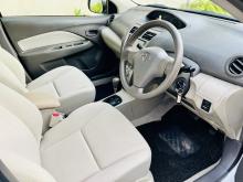 https://riyasewana.com/uploads/toyota-yaris-2013-1013480917095.jpg