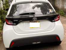 https://riyasewana.com/uploads/toyota-yaris-201338143.jpg