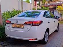 https://riyasewana.com/uploads/toyota-yaris-2019-111532112952.jpg