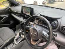 https://riyasewana.com/uploads/toyota-yaris-2021-1416011412264.jpg