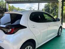 https://riyasewana.com/uploads/toyota-yaris-2022-311593512804.jpg