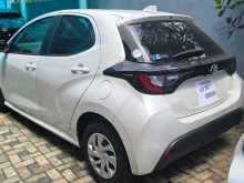 https://riyasewana.com/uploads/toyota-yaris-2022-69483112082.jpg
