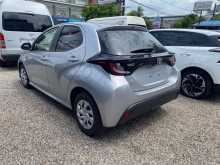 https://riyasewana.com/uploads/toyota-yaris-2024-1414050512872.jpg