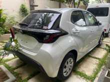 https://riyasewana.com/uploads/toyota-yaris-2024-2420130312262.jpg