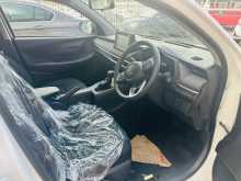 https://riyasewana.com/uploads/toyota-yaris-2094813385.jpg