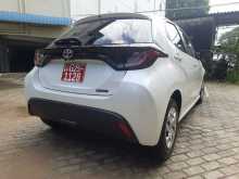 https://riyasewana.com/uploads/toyota-yaris-21008504562.jpg
